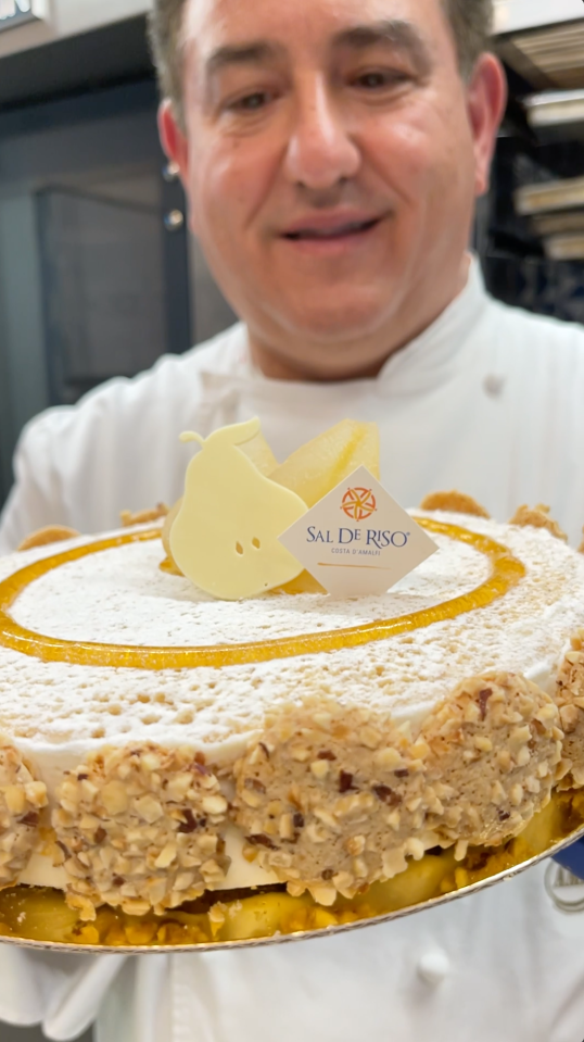 La Torta ricotta e pere di Sal de Riso - Travel Amalfi Coast by Travelmar La Torta ricotta e pere di Sal de Riso - Travel Amalfi Coast by Travelmar