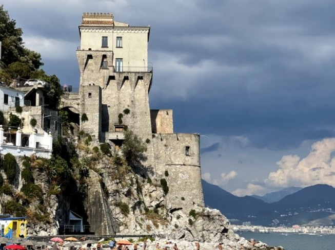 La Torre vicereale di Cetara - Travel Amalfi Coast by Travelmar